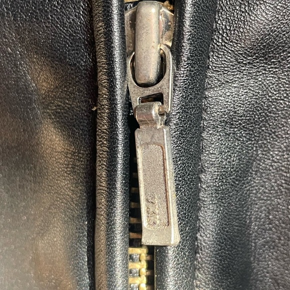 Vintage Casual Corner Black leather vest. size l. 1980’s-90 - Picture 10 of 12